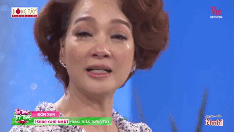 NSND Lê Khanh trực trào nước mắt kể lại nỗi day dứt lớn nhất cuộc đời