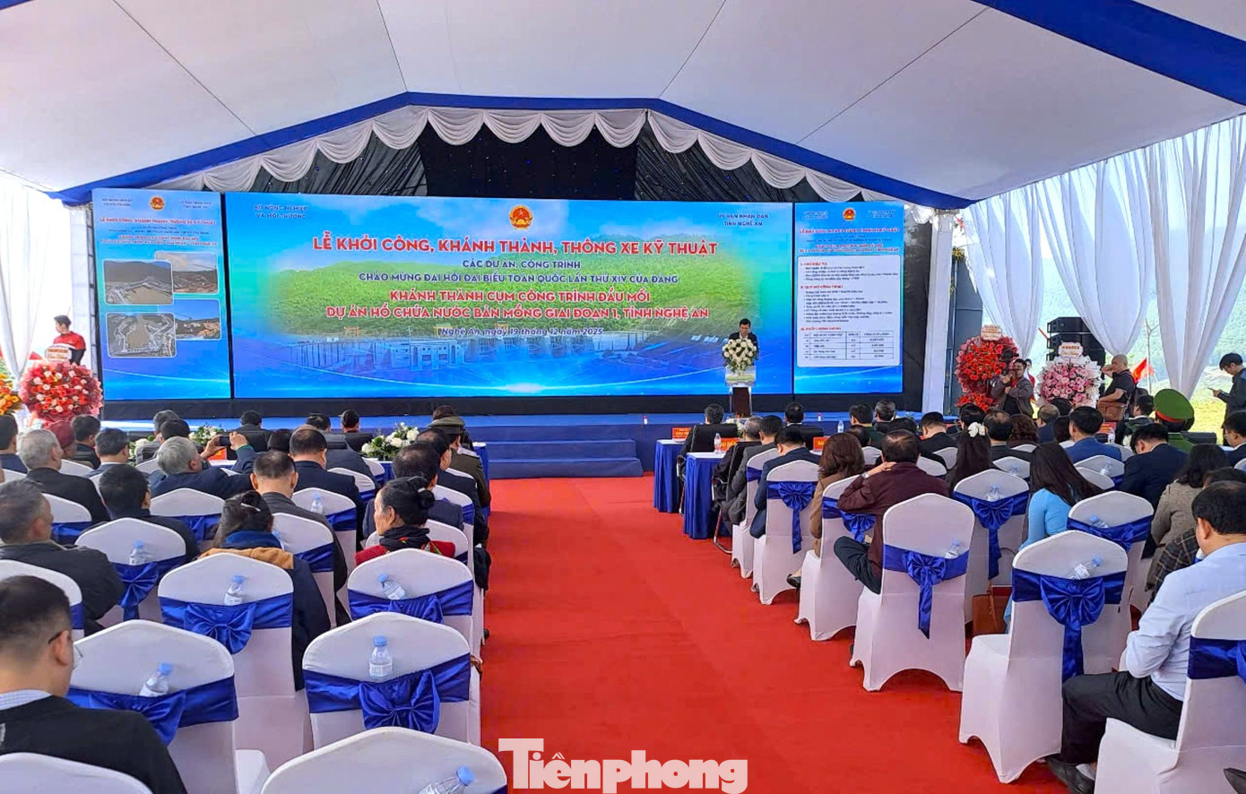 Toàn cảnh lễ khánh thành dự án hồ chứa nước Bản Mồng giai đoạn 1.