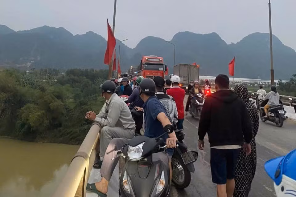 z7683652233871-fed178cc14a856e7f0016f9b31c62a9d.jpg