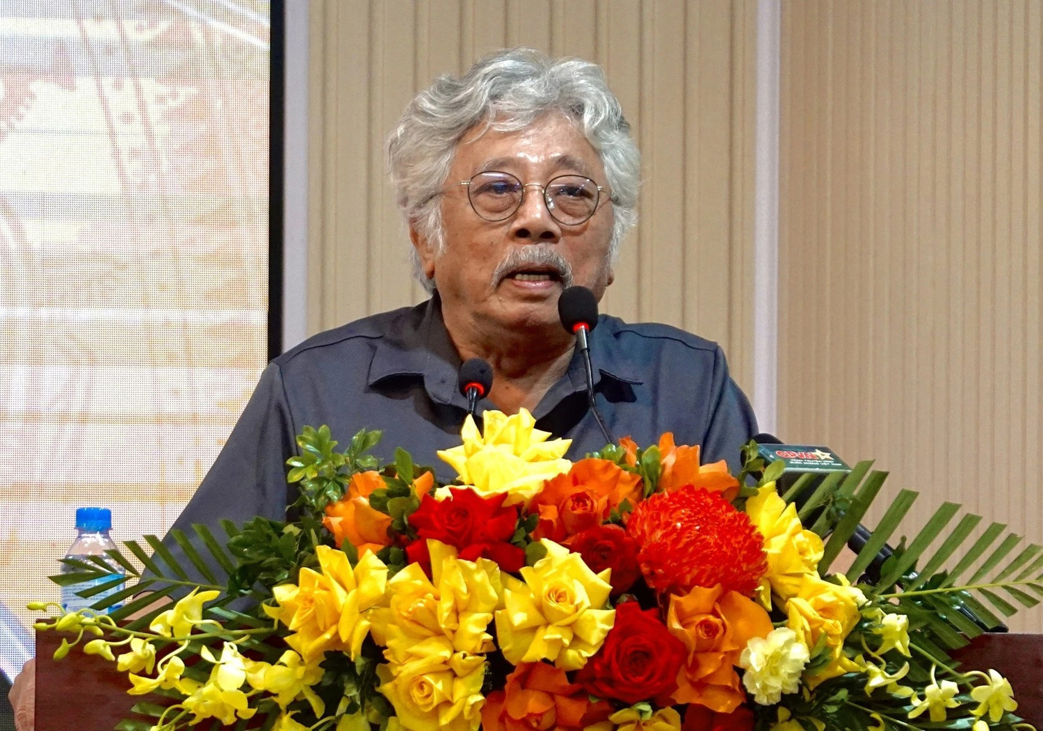 Theo nhà văn Chu Lai, chủ đề chiến tranh vẫn là “siêu đề tài” của văn học nghệ thuật. Nhà văn Chu Lai khẳng định chủ đề chiến tranh là siêu đề tài của văn học nghệ thuật.