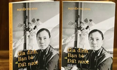 Tiết lộ về cuốn sách của chính trị gia có số lượng bán kỷ lục