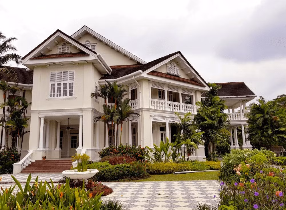 crazy-rich-asians-mansion-malays.jpg