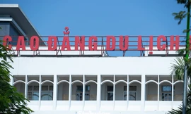 Sinh viên tố trường 'mập mờ' tiền hỗ trợ A80, hiệu trưởng nói gì? 