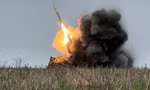 Nga dồn lực tấn công, Ukraine căng mình giữ cửa ngõ Donetsk