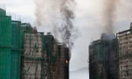 Vụ cháy khu chung cư Hồng Kông (Trung Quốc): Lửa vẫn âm ỉ sau 24 giờ, hàng trăm người vẫn mất tích