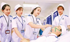 Dự báo điểm chuẩn trường Đại học Y Hà Nội: Nhóm ngành nào có xu hướng giảm?