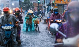 Dự báo thời tiết: Diễn biến hết sức phức tạp về tình hình mưa bão trong tháng 9