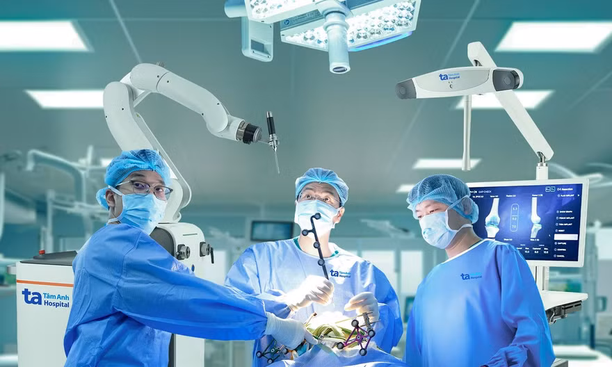 Bệnh viện Tâm Anh dẫn đầu 'siêu robot thay khớp' vượt mốc 100 ca khó, thành công vượt trội