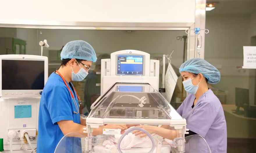Những giọt sữa mẹ hiến tặng nuôi hy vọng sống cho trẻ sinh non