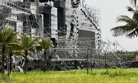 Mưa to, gió lớn làm sập sân khấu, siêu nhạc hội Superfest 2025 tại Quảng Ninh hoãn khẩn cấp