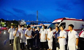 Ngành Y tế Quảng Ninh kích hoạt tình huống khẩn cấp sau vụ lật tàu du lịch