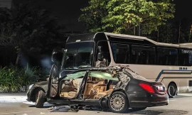 Hiện trường vụ xe Maybach S600 đâm xe khách làm 1 người tử vong