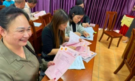 Gần 20 năm chờ đợi, cư dân khu đô thị mới đảo Sa Tô được cấp sổ