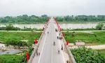 Cầu Xuân Cẩm bắc qua sông Cầu kết nối tỉnh Bắc Ninh với thành phố Hà Nội