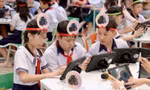 Mỗi học sinh được trang bị một thiết bị học tập riêng trong lớp học số ICLASS Ảnh: ISMART 
