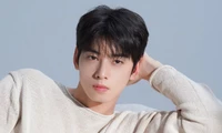 Cha Eun Woo mất hết vẻ "mỹ nam an tĩnh" trong lần đầu đóng chính phim điện ảnh
