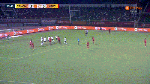 Ninh Bình thắng Công an TPHCM nhờ bàn phản lưới nhà của đối thủ