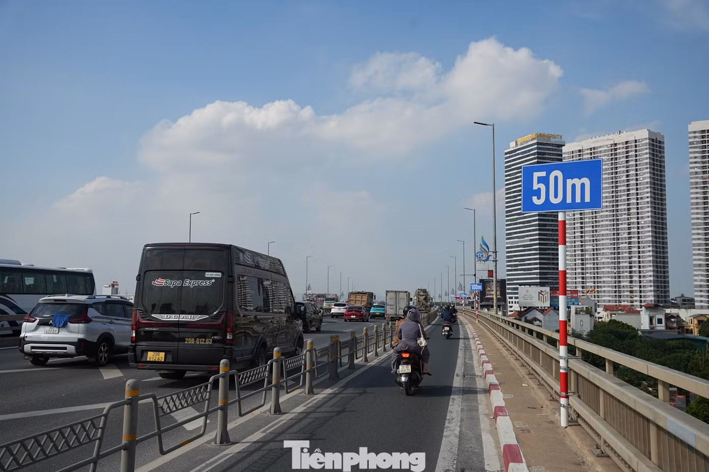 tp-c_hmt03115.jpg