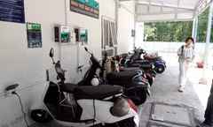 Tháo gỡ vướng mắc hạ tầng sạc xe điện tại các chung cư Hà Nội