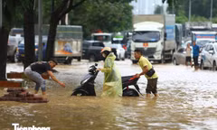 Hà Nội chuẩn bị kịch bản 'chống tê liệt' giao thông khi mưa cực đoan