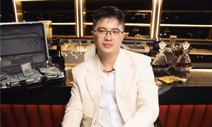 Mr. Pips và những màn khoe giàu trước khi bị bắt vì cáo buộc chiếm đoạt 1.568 tỷ đồng