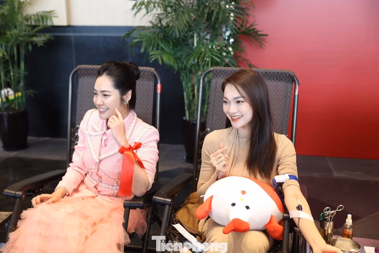 chu-nhat-do-3.jpg