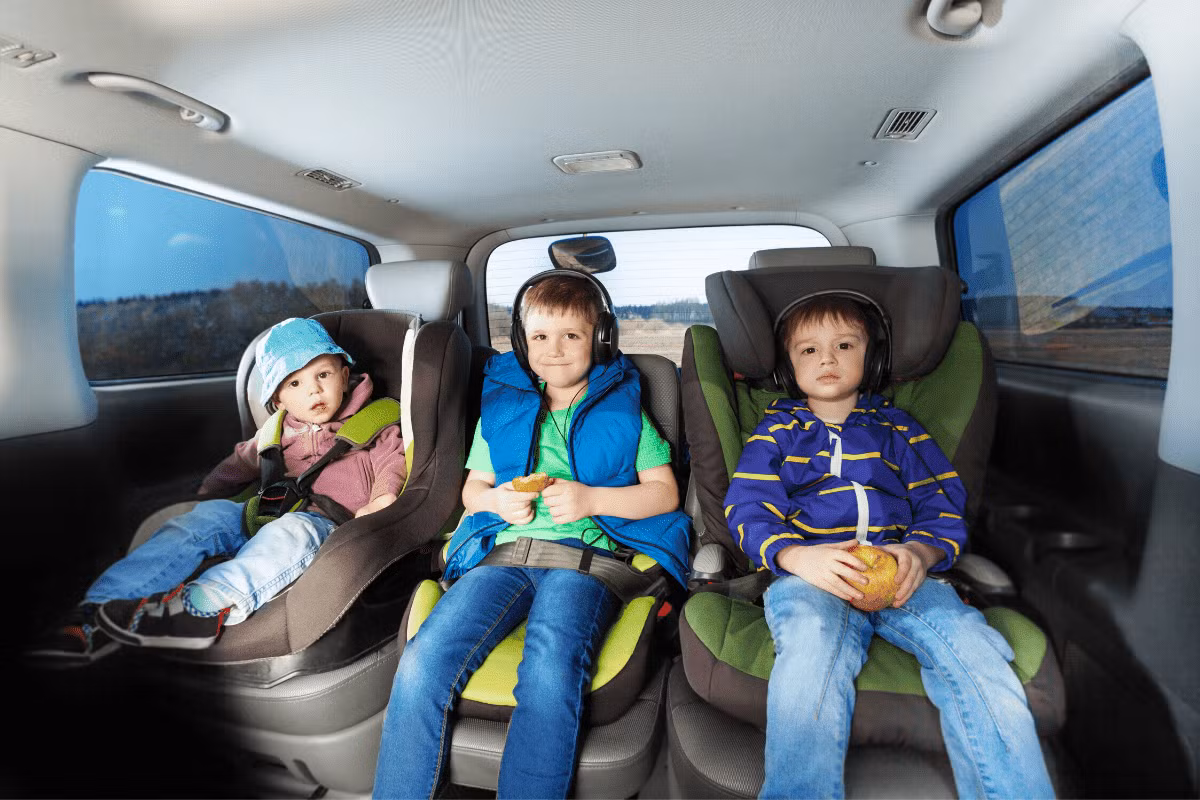 how-to-fit-three-car-seats-in-the-back-of-your-car.jpg