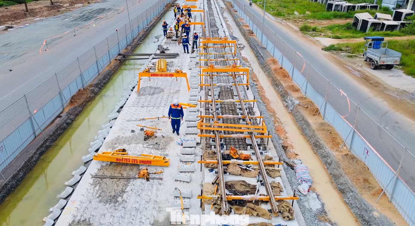 tp_lrt-tau-nhe-phu-quoc.png