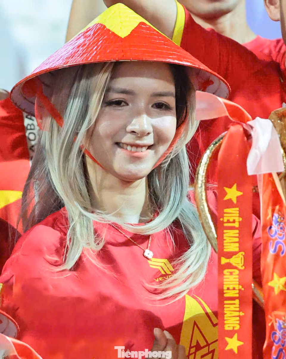 tp-co-dong-vien.png