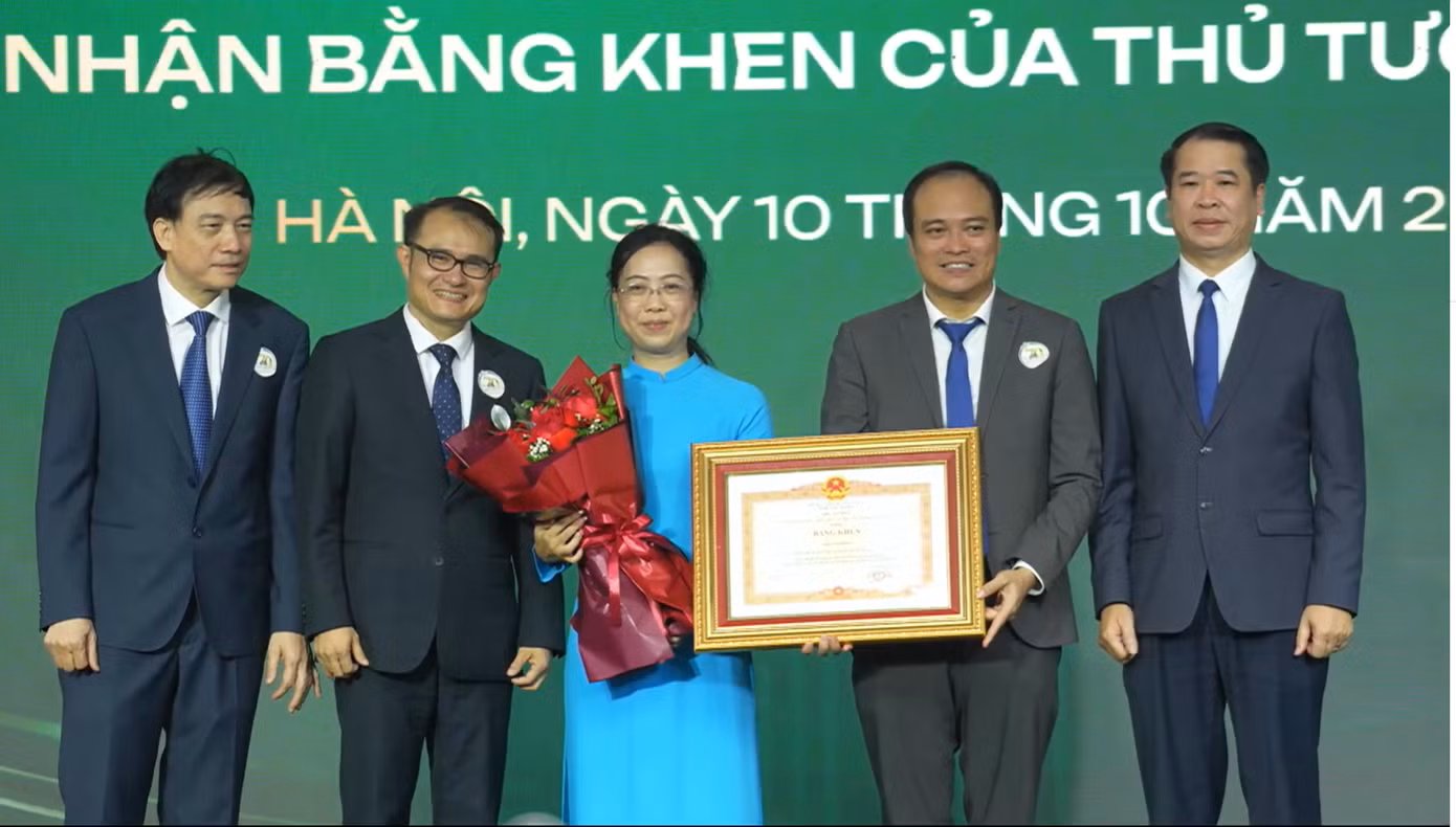 bang-khen.png