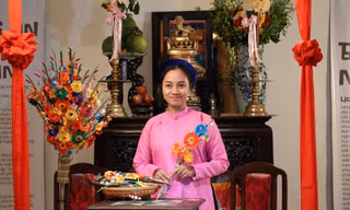 Bạn trẻ TP. HCM trải nghiệm văn hóa thờ cúng của miền Trung