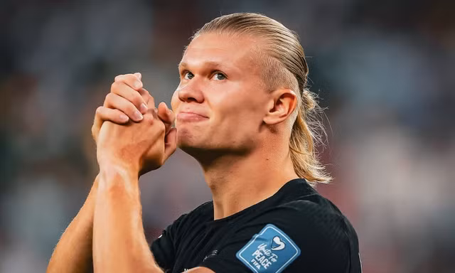 Hành động lạ của hãng hàng không khi Na Uy bị loại khỏi World Cup 