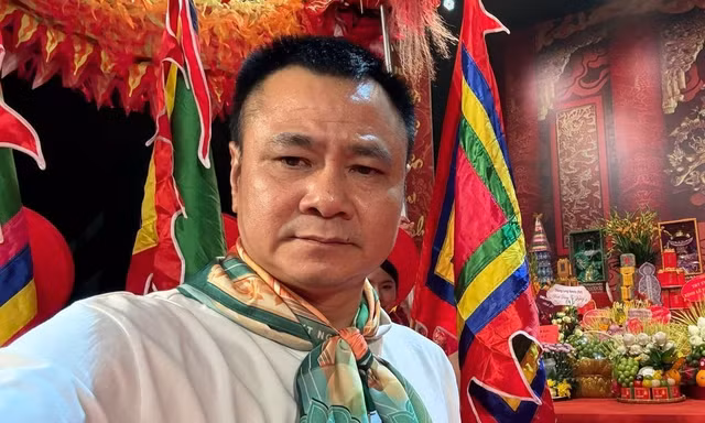NSND Xuân Bắc, Tự Long và hàng nghìn nghệ sĩ dâng hương Tổ nghề sân khấu