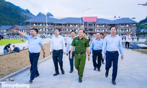 Trường nội trú vùng biên Lào Cai chạy đua về đích