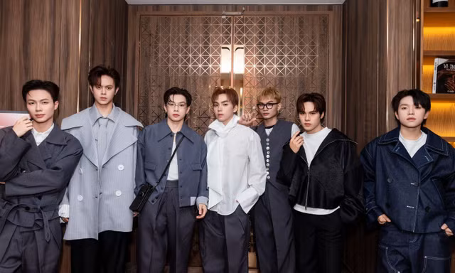 UPRIZE cùng dàn Anh Tài, Chị Đẹp biểu diễn concert ở Mỹ vào cuối năm