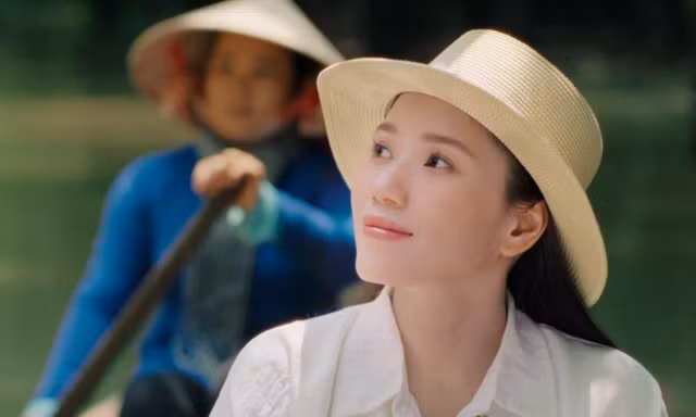 Thùy Chi "rót mật" vào điệu hò miền Tây bằng chất giọng Bắc đặc trưng
