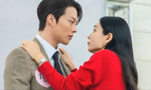 Sắc màu ngày Tết: Cự Giải ưu tiên đồ truyền thống, Xử Nữ chú trọng sự tối giản