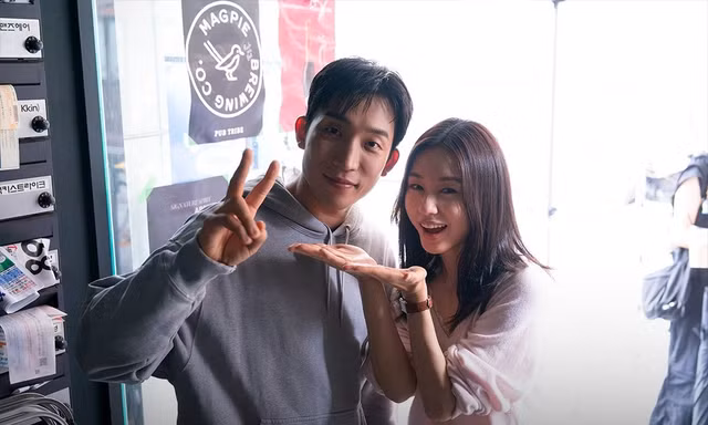 Lee Sang Yi tái ngộ Ahn Eun Jin