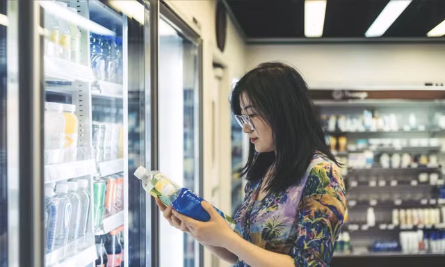 Đừng để 'bữa tiệc bóng đá' mất vui vì nước có ga