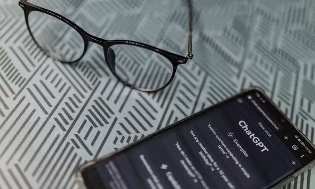 Hãy bảo vệ tài khoản ChatGPT của bạn trước đợt tấn công AI tiếp theo