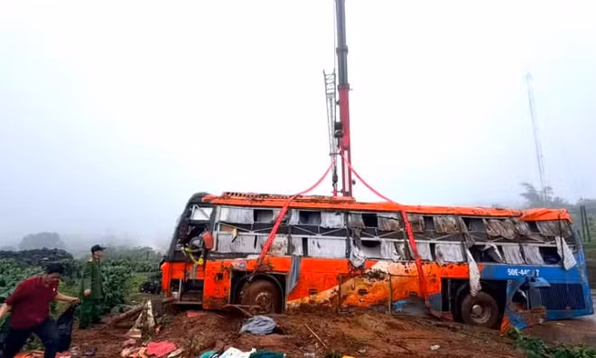 Ngày thứ 3 nghỉ lễ: 40 vụ tai nạn giao thông, 22 người tử vong