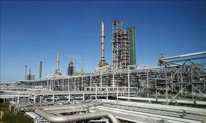 Quảng Ngãi miễn tiền thuê đất không đúng với dự án Nhà máy lọc dầu Dung Quất