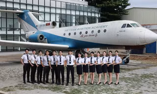 Dàn sinh viên rạng ngời trong ngày khai giảng