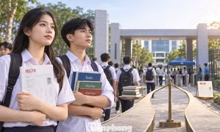 IELTS thành 'vé ưu tiên': Học ngoại ngữ hay mua lợi thế tuyển sinh?