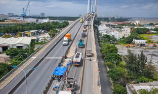 Sửa cầu Phú Mỹ hơn 1 tháng, người dân TPHCM lưu thông ra sao?