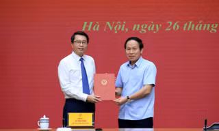 Bổ nhiệm ông Trần Anh Tiến giữ chức Phó Chủ nhiệm Văn phòng Chính phủ
