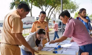 TPHCM bắt đầu đăng ký xe trực tuyến