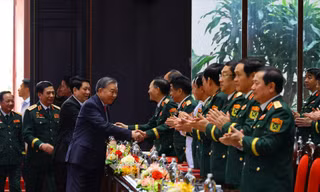 Tổng Bí thư và Chủ tịch nước dự phiên bế mạc Đại hội đại biểu Đảng bộ Quân đội lần thứ XII