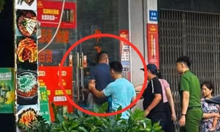 Công an Hải Phòng thực nghiệm lại hiện trường vụ cướp tại cửa hàng tạp hóa