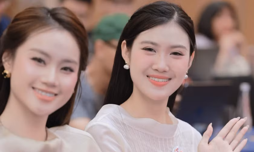 Chung khảo Hoa hậu Việt Nam tiếp tục chọn sân khấu ngoài trời